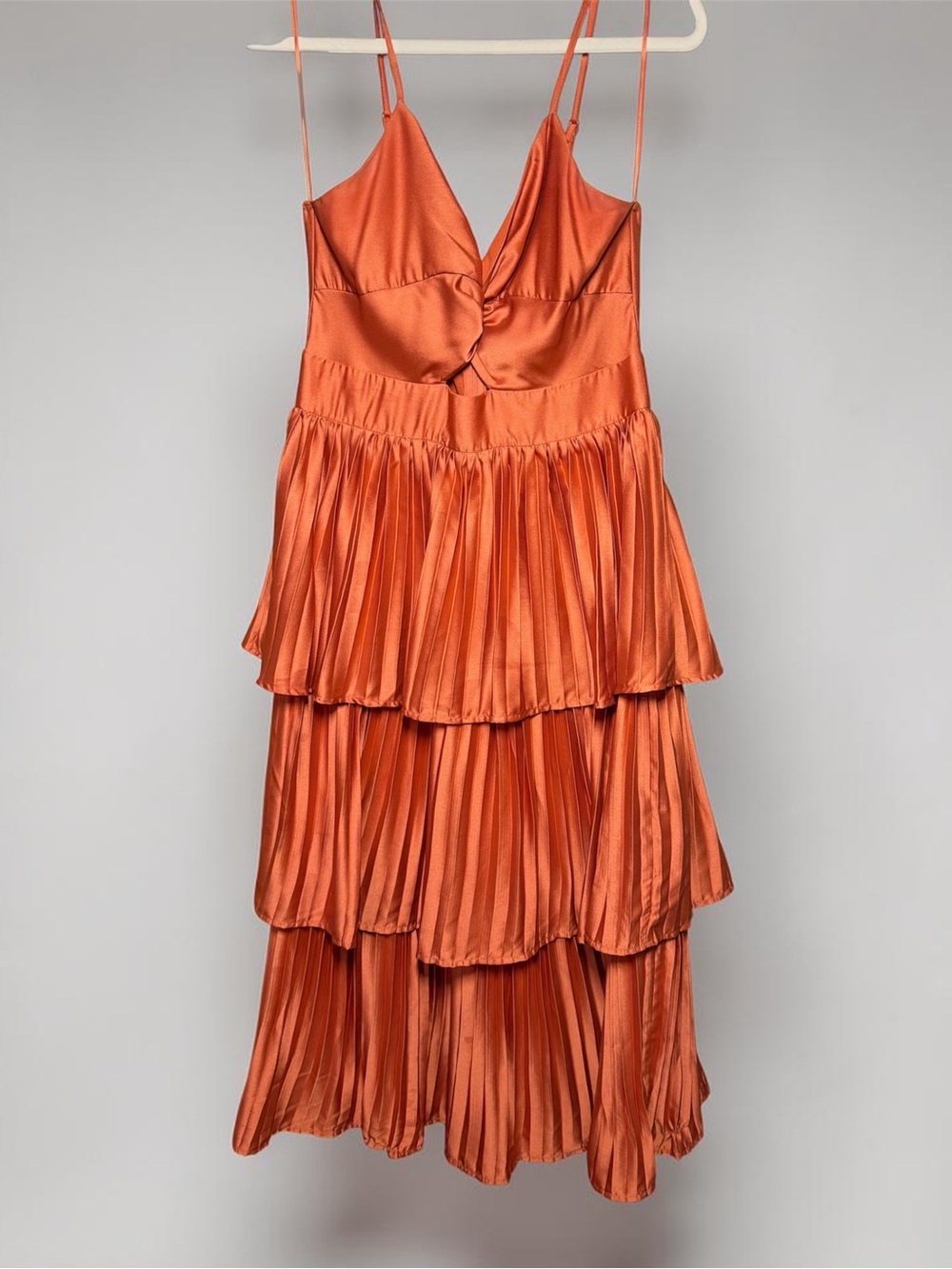 Rust Tiered Pleated Midi Dress
